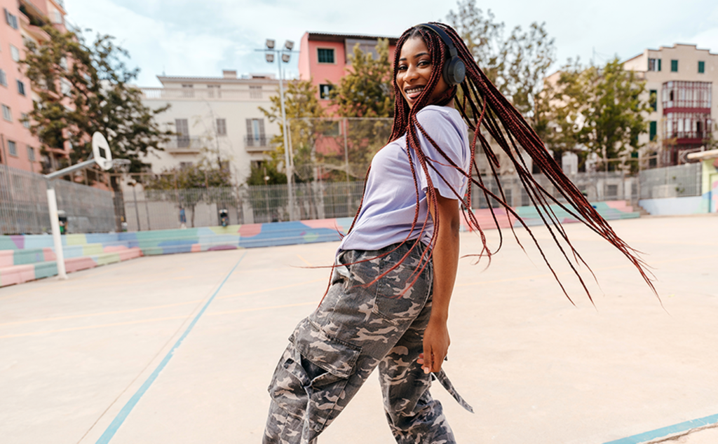 O JBL Tune 520BT conta com tecnologia Bluetooth 5.3